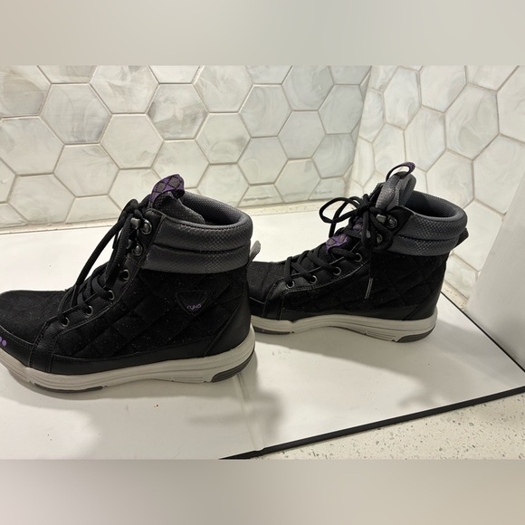 Ryka Aurora Women's Quilted High-Top Black Ankle Booties Size 7 - Picture 10 of 15